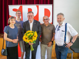 Die Oberschleißheimer Delegierten zusammen mit Landratskandidat Wolfgang Panzer