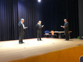 Bürgermeister Böck (CSU) mit dem 2. Bgm. Müller (SPD) und dem 3. Bgm. Katz (FDP)