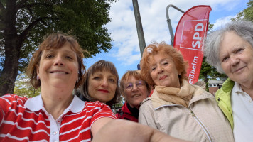 Selfie von fünf SPD Frauen